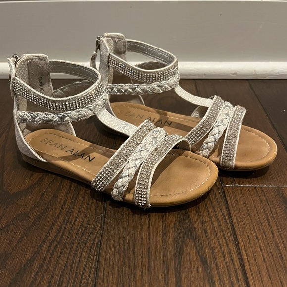 Girls Gladiator Sandals - Size 12 - Picture 2 of 3